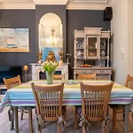Spacious 7-bed House In Feriehus *