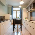 Spacious 7-bed House In