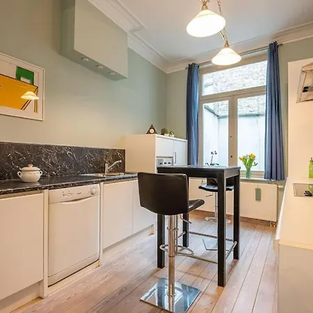 Dom wakacyjny Spacious 7-bed House In Ostenda