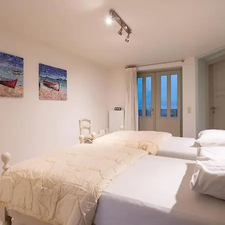 Dom wakacyjny Spacious 7-bed House In