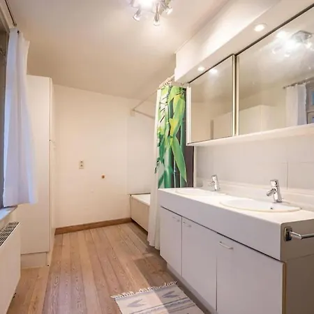 Spacious 7-bed House In *