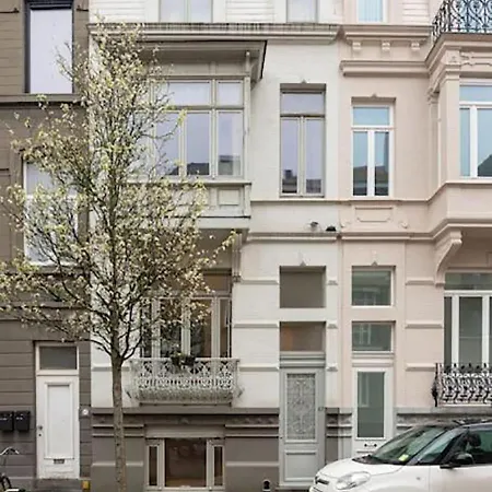 Spacious 7-bed House In Dom wakacyjny